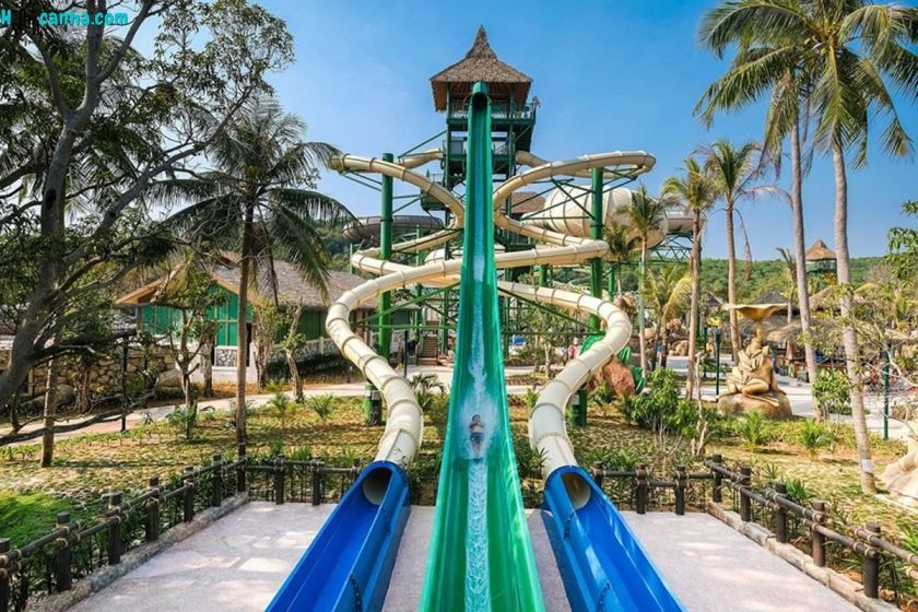 Aquatopia Water Park, Phu Quoc