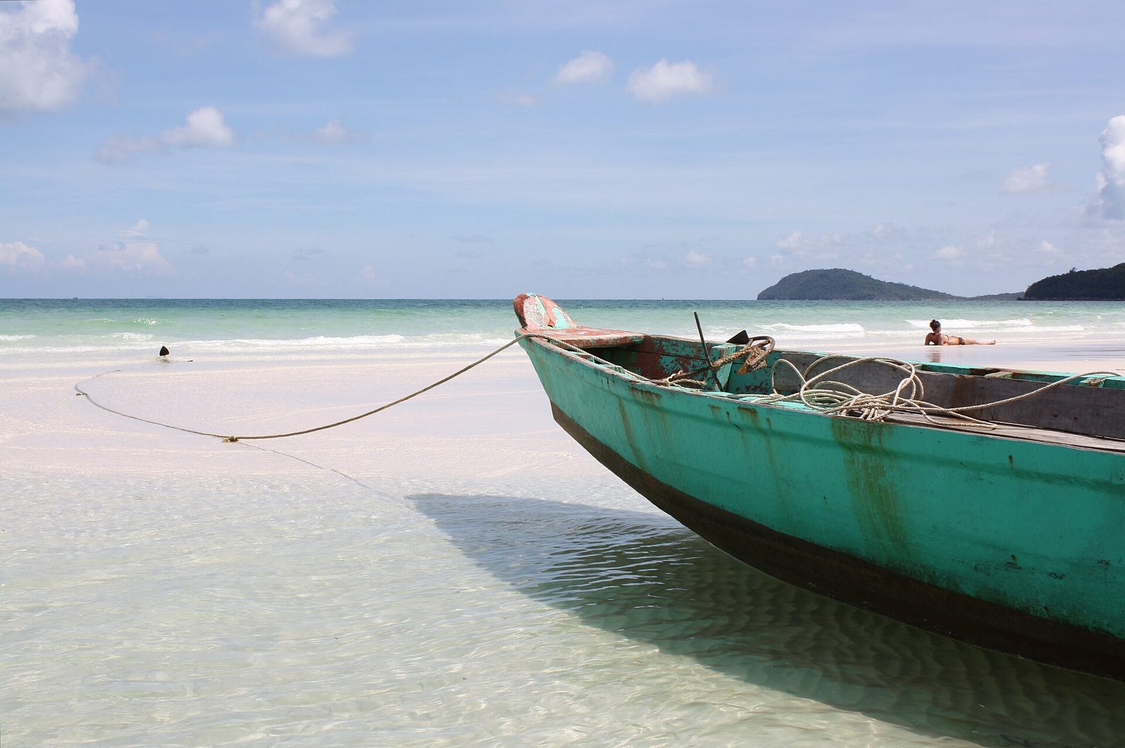 Bai Sao, the southeast beach to do early on day 2