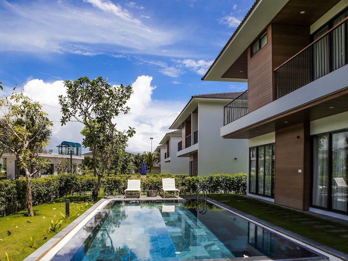 M Villas Phu Quoc pool villa garden