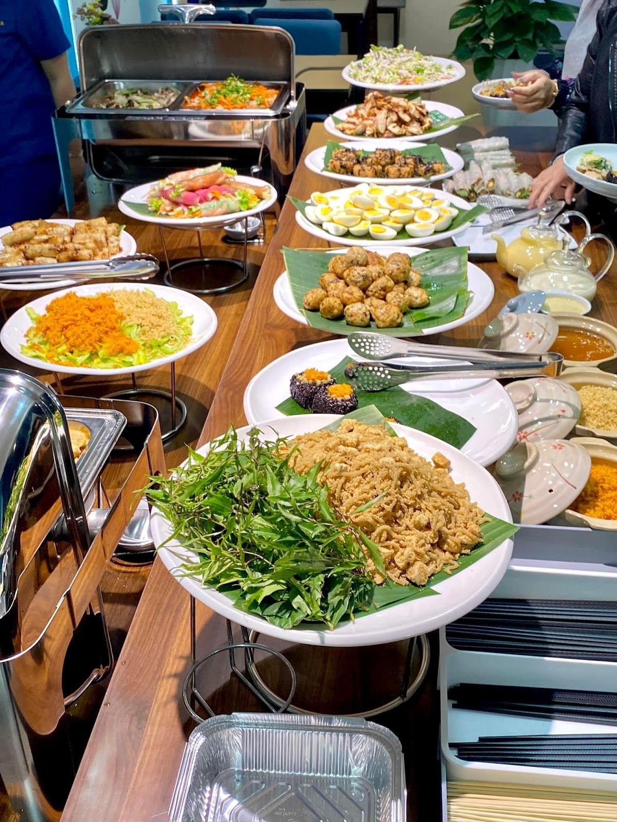 Tahiti Hotel dining in Duong Dong